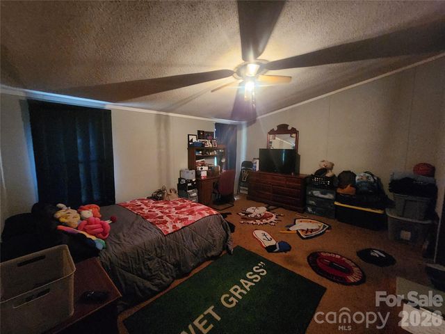 135 Watson Avenue, Taylorsville, NC 28681