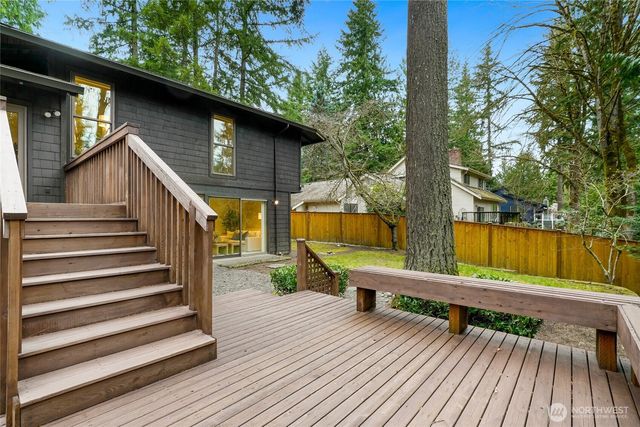 2518 Sahalee Drive East, Sammamish, WA 98074