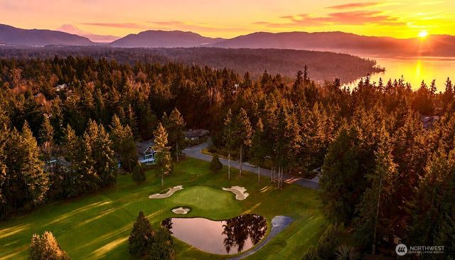 2518 Sahalee Drive East, Sammamish, WA 98074