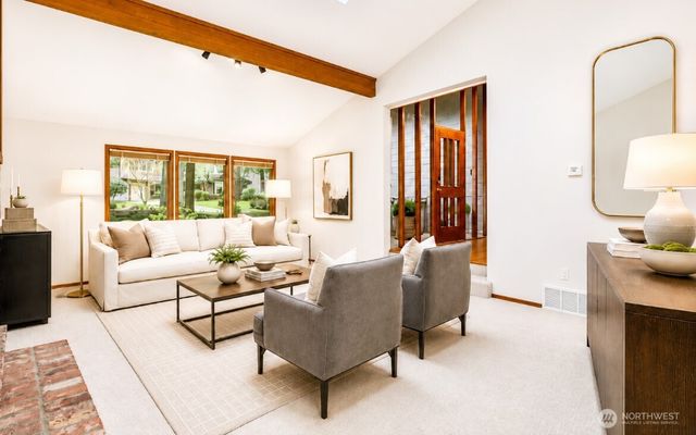2518 Sahalee Drive East, Sammamish, WA 98074