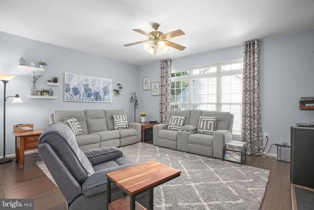 6806 LAKERIDGE DR, Fredericksburg, VA 22407