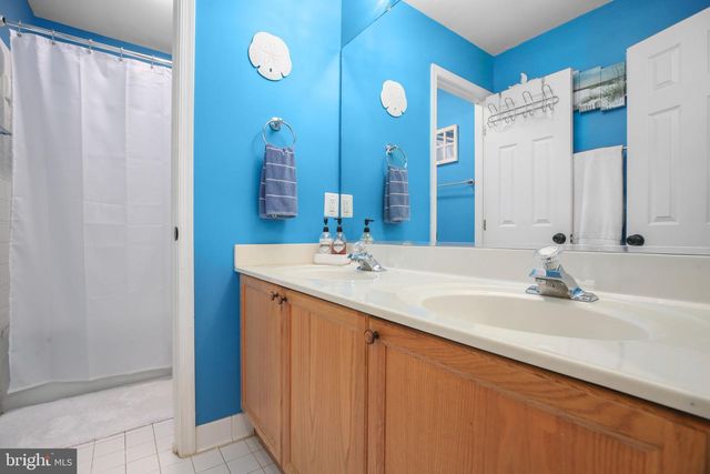6806 LAKERIDGE DR, Fredericksburg, VA 22407
