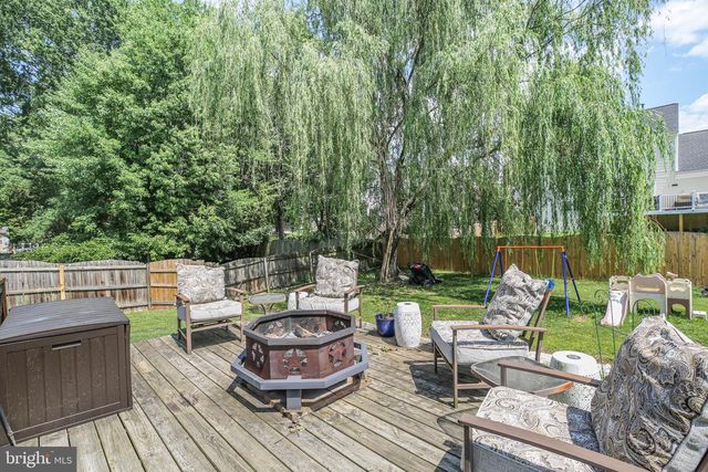 6806 LAKERIDGE DR, Fredericksburg, VA 22407