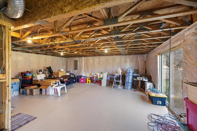 21331 Queen Court NW, Elk River, MN 55330