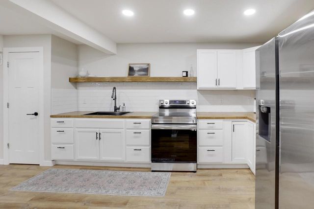 2826 Yahara DRIVE, Summit, WI 53066