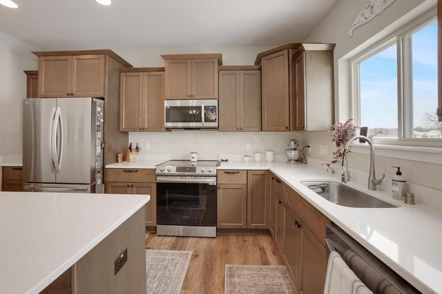 2826 Yahara DRIVE, Summit, WI 53066