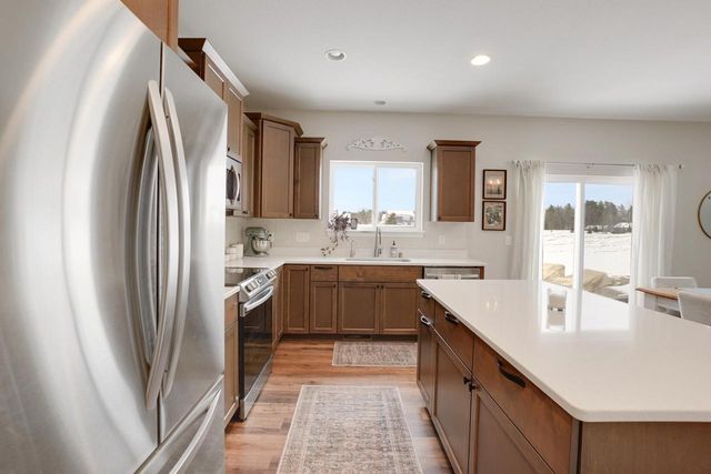 2826 Yahara DRIVE, Summit, WI 53066