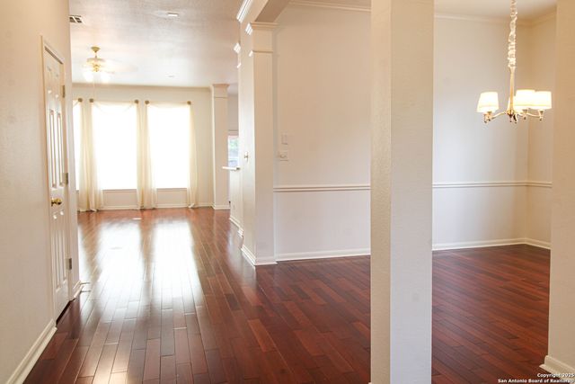 121 ANTLER CIR, San Antonio, TX 78232