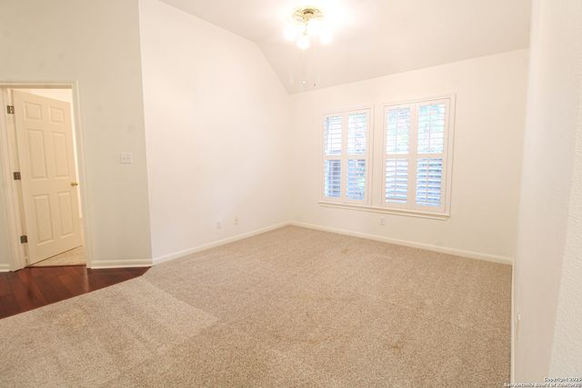 121 ANTLER CIR, San Antonio, TX 78232