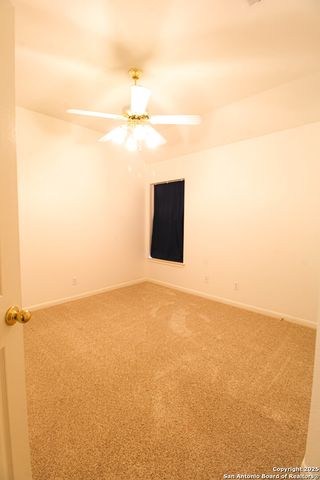 121 ANTLER CIR, San Antonio, TX 78232