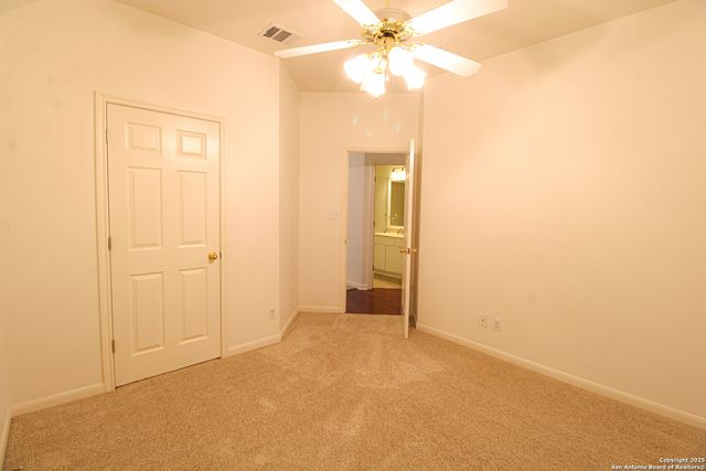 121 ANTLER CIR, San Antonio, TX 78232