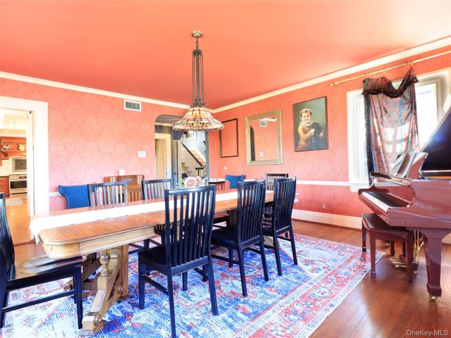 1120 Shore Road, Little Neck, NY 11363