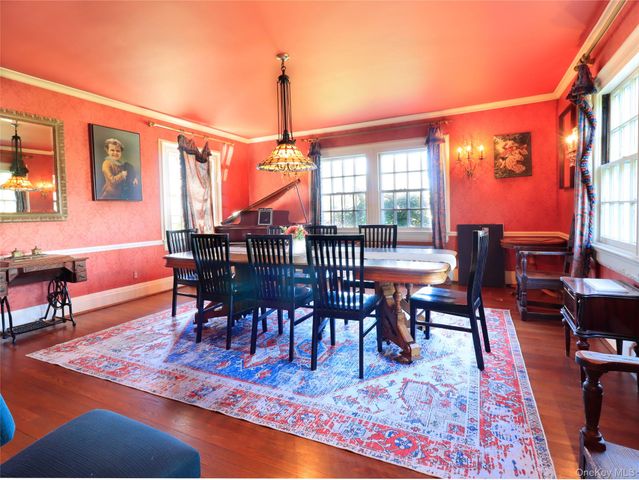 1120 Shore Road, Little Neck, NY 11363