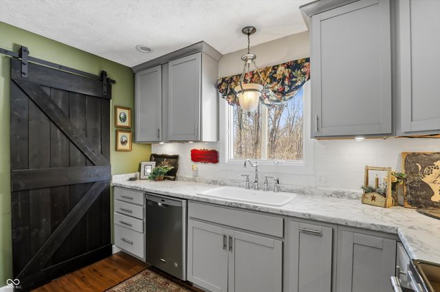 1120 S Jacobi Road, Greenfield, IN 46140