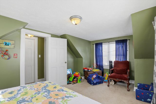 1120 S Jacobi Road, Greenfield, IN 46140