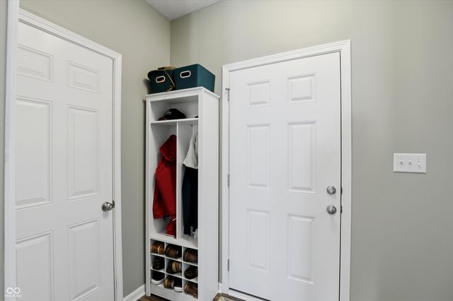 1120 S Jacobi Road, Greenfield, IN 46140