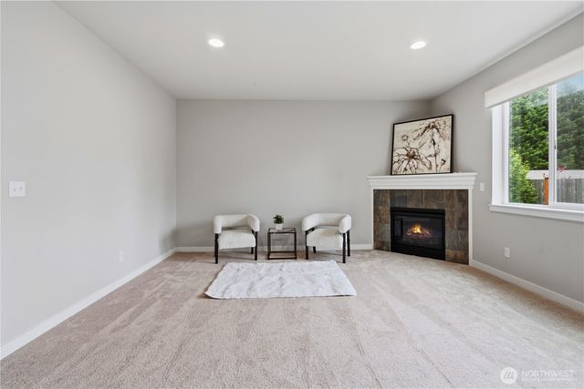 19217 8th Avenue W, Lynnwood, WA 98036