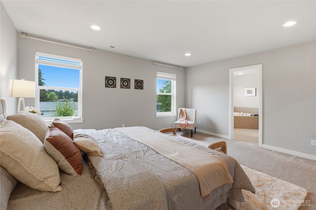 19217 8th Avenue W, Lynnwood, WA 98036
