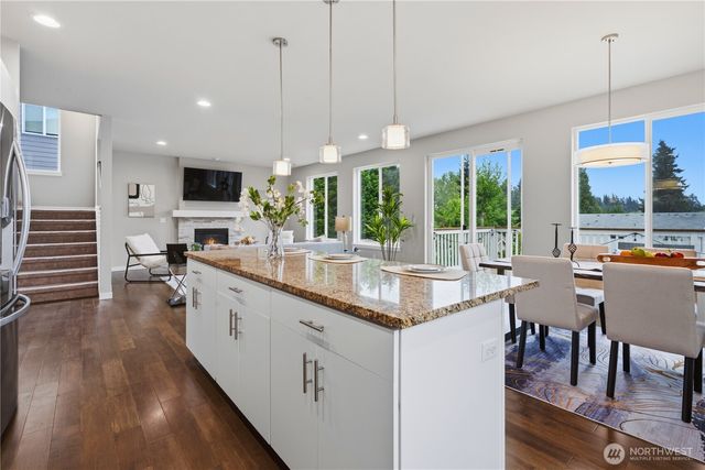 19217 8th Avenue W, Lynnwood, WA 98036
