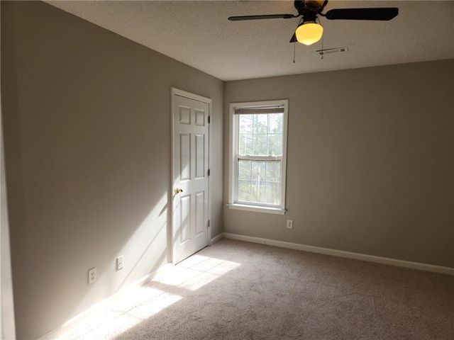 1943 Little Creek Crossing NW, Acworth, GA 30101