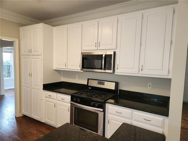 1943 Little Creek Crossing NW, Acworth, GA 30101