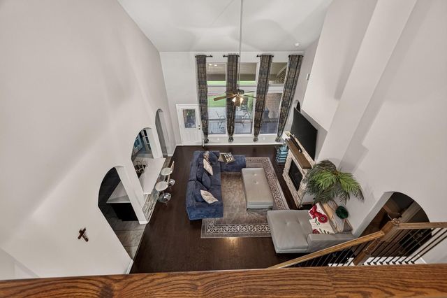 9110 Hollowcreek Point Lane, Cypress, TX 77433