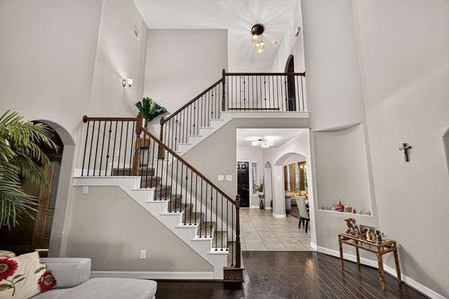 9110 Hollowcreek Point Lane, Cypress, TX 77433