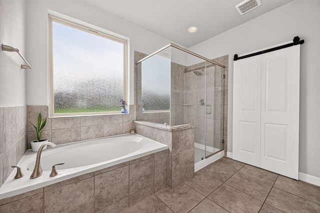 9110 Hollowcreek Point Lane, Cypress, TX 77433