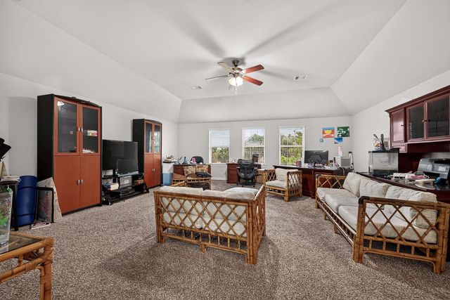 9110 Hollowcreek Point Lane, Cypress, TX 77433