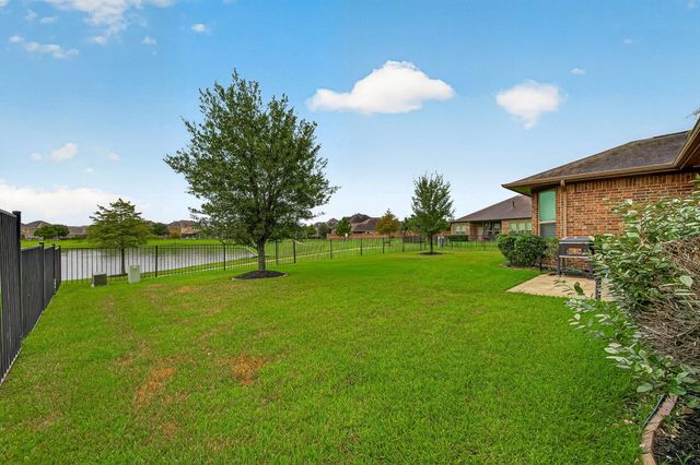 9110 Hollowcreek Point Lane, Cypress, TX 77433