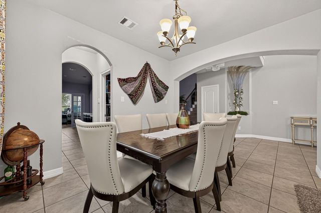 9110 Hollowcreek Point Lane, Cypress, TX 77433