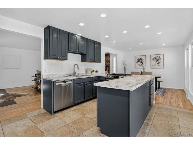 28555 Memorial Park Way, Conifer, CO 80433