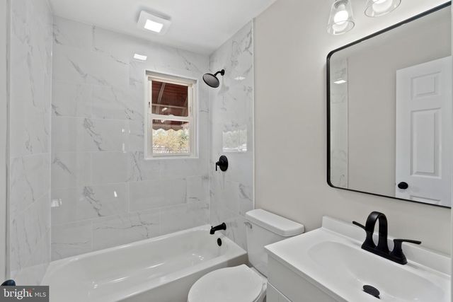 1631 POLES RD, Baltimore, MD 21221