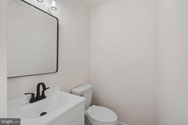 1631 POLES RD, Baltimore, MD 21221