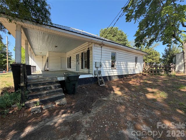 512 W 2nd Street, Cherryville, NC 28021