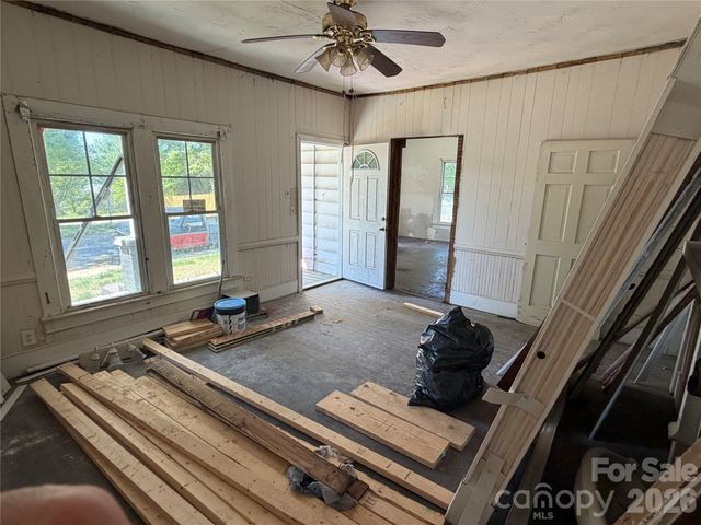 512 W 2nd Street, Cherryville, NC 28021