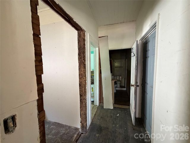 512 W 2nd Street, Cherryville, NC 28021