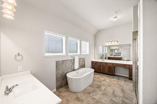 11202 Seguin Trail Court, Needville, TX 77461