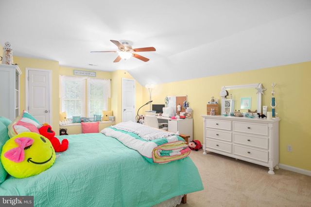 108 HUNTINGTON HILLS LN, Fredericksburg, VA 22401