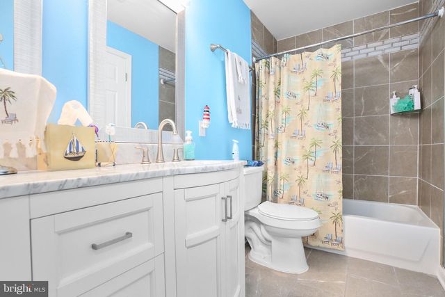 108 HUNTINGTON HILLS LN, Fredericksburg, VA 22401