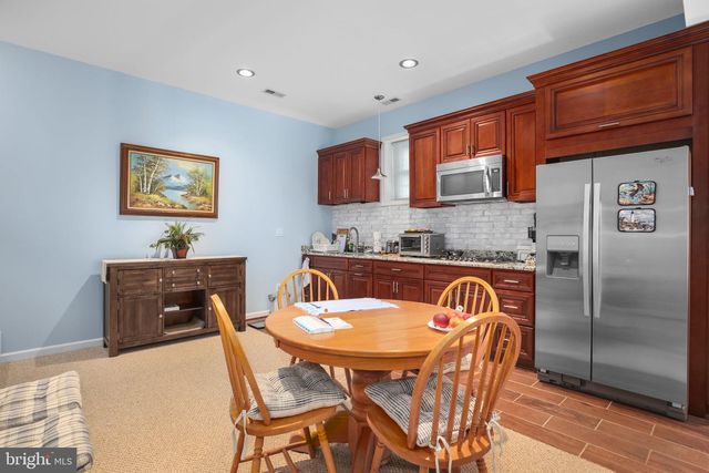 108 HUNTINGTON HILLS LN, Fredericksburg, VA 22401