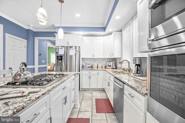 108 HUNTINGTON HILLS LN, Fredericksburg, VA 22401