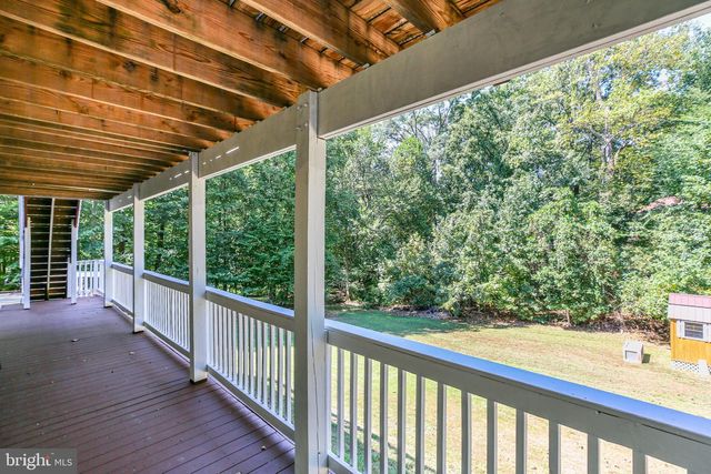 108 HUNTINGTON HILLS LN, Fredericksburg, VA 22401