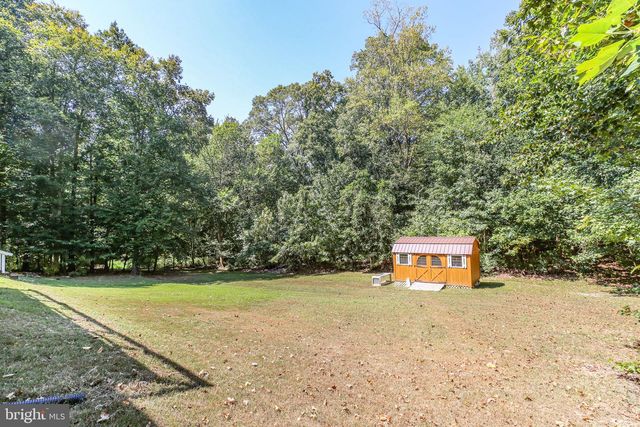 108 HUNTINGTON HILLS LN, Fredericksburg, VA 22401