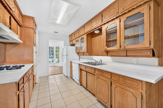 3505 Oak Haven Drive, Forest Hill, TX 76119