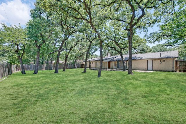 3505 Oak Haven Drive, Forest Hill, TX 76119