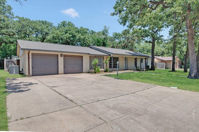 3505 Oak Haven Drive, Forest Hill, TX 76119