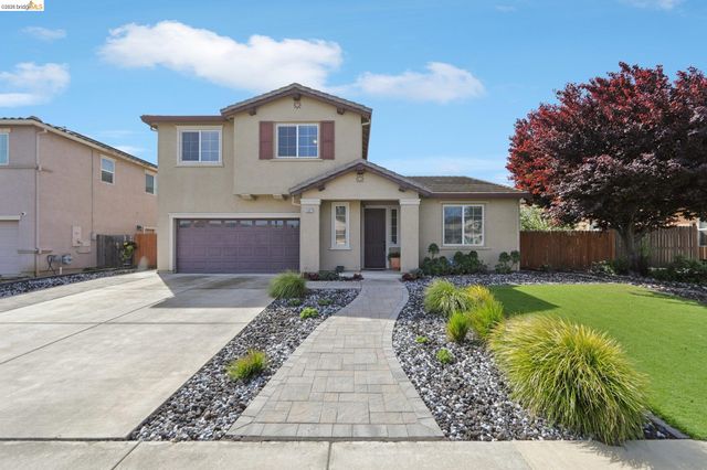 1327 Tuolumne Way, Oakley, CA 94561