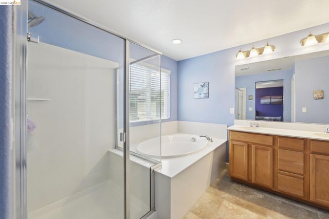 1327 Tuolumne Way, Oakley, CA 94561