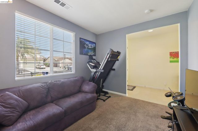 1327 Tuolumne Way, Oakley, CA 94561